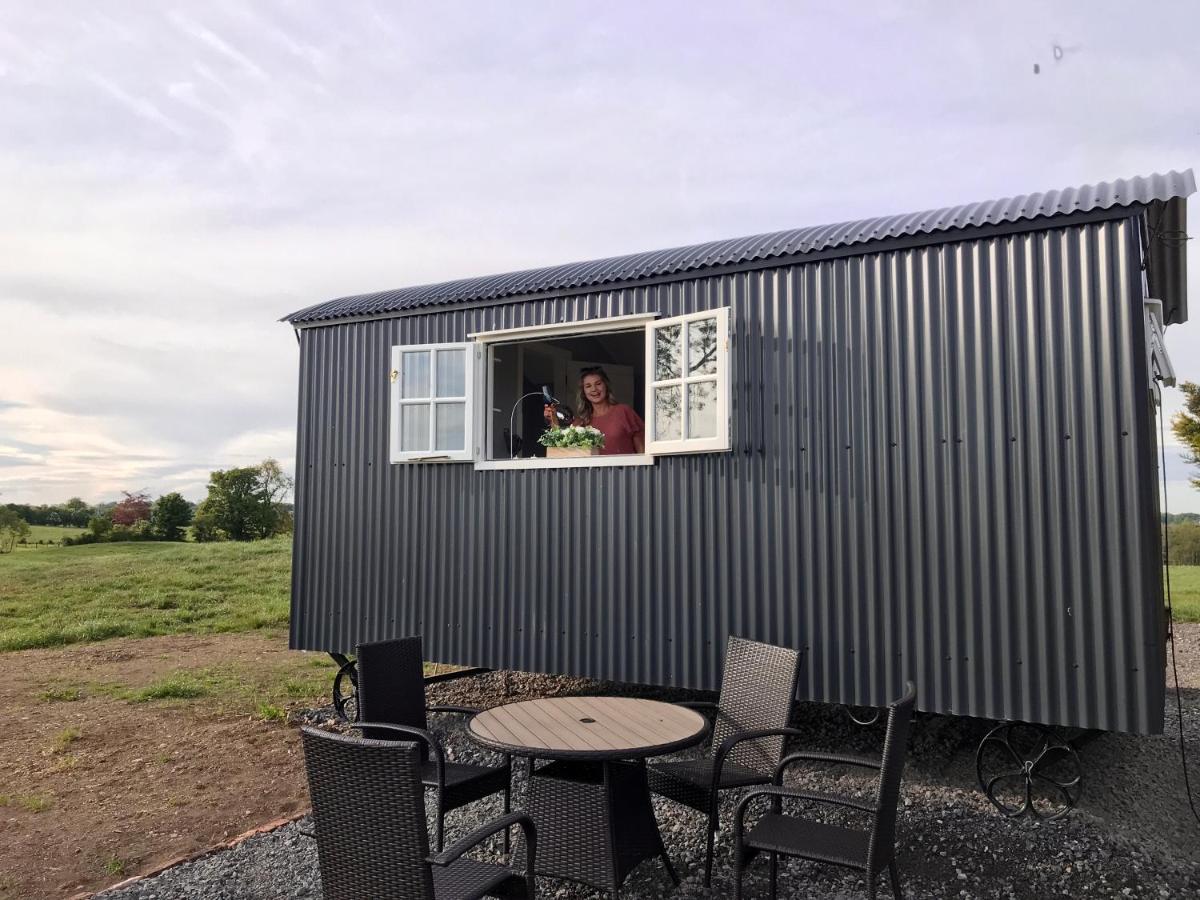 Villa Sheelin Huts Blue, Hot-Tub Available From 1St April Until 1St November Cavan Esterno foto